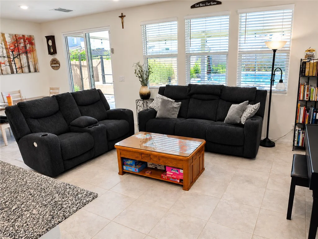 7014 Wildhorse Creek, North Las Vegas, NV 89086