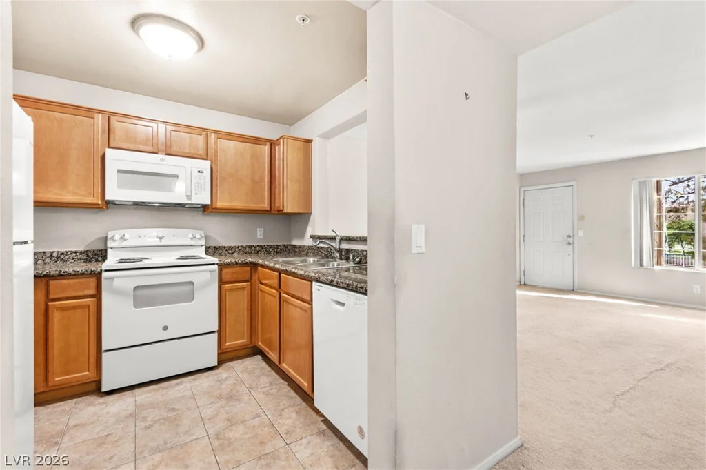 7720 Secret Shore, Las Vegas, NV 89128