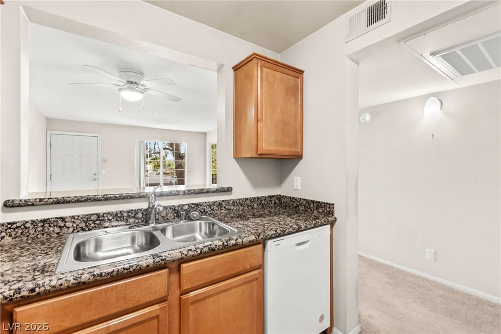 7720 Secret Shore, Las Vegas, NV 89128