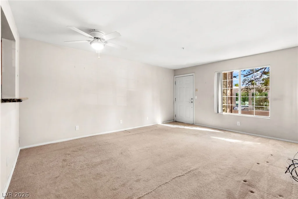 7720 Secret Shore, Las Vegas, NV 89128