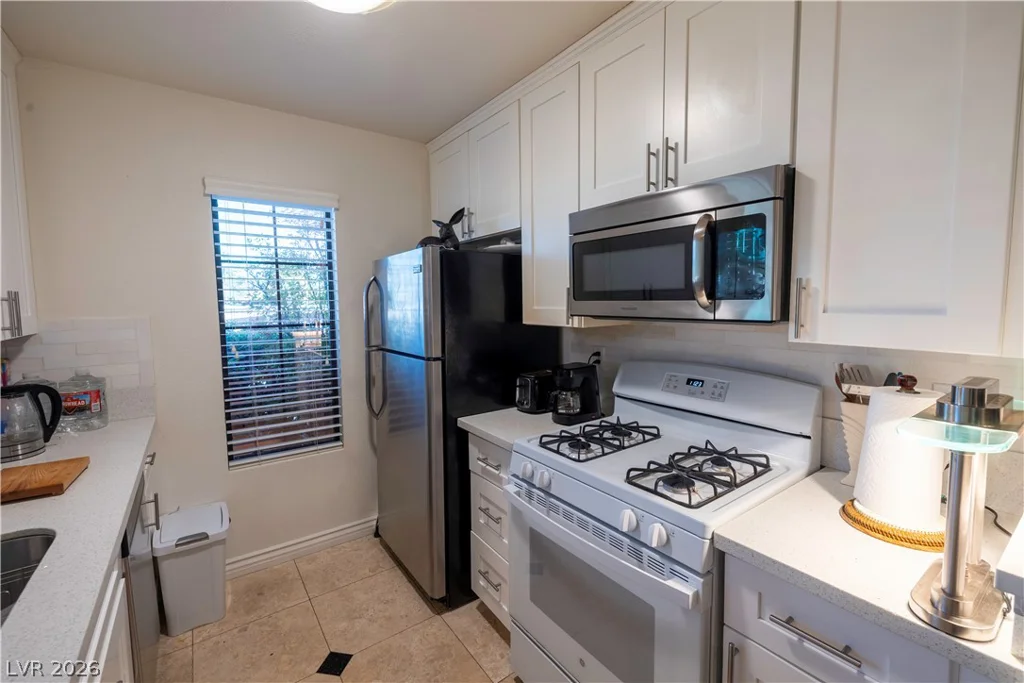 4847 Torrey Pines, Las Vegas, NV 89103