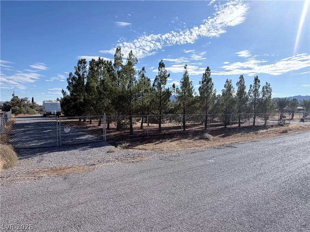 1661 Bridger, Pahrump, NV 89048