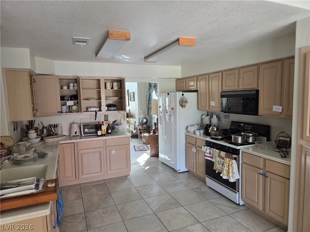 5020 Cliffrose, Las Vegas, NV 89130