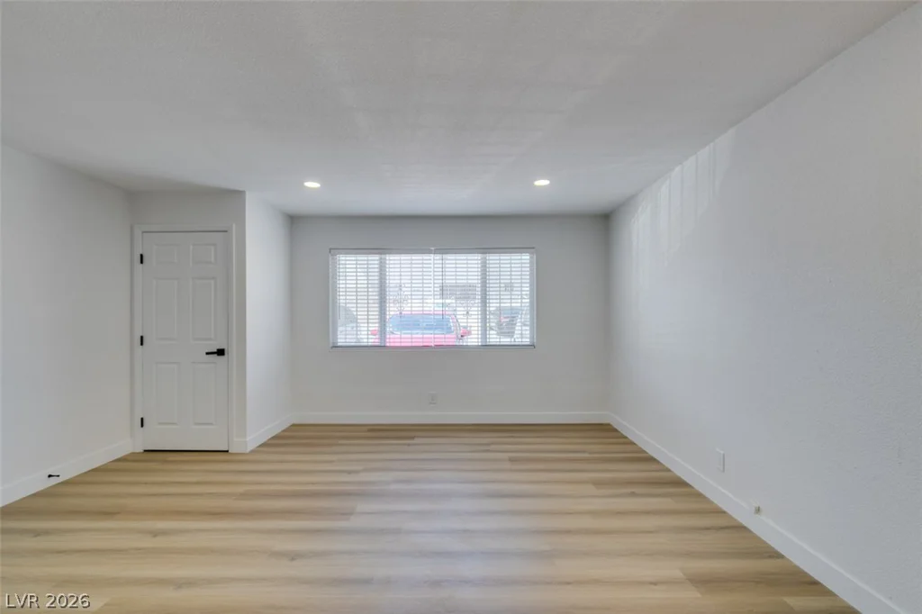 3811 Daisy, Las Vegas, NV 89119