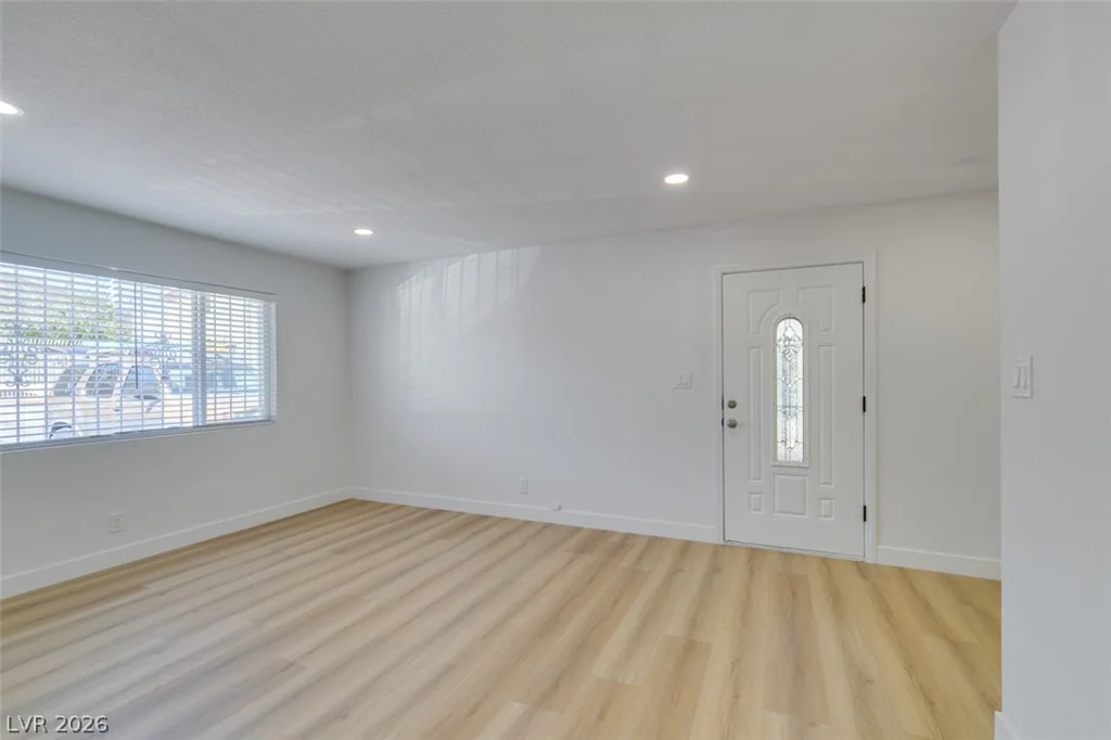3811 Daisy, Las Vegas, NV 89119