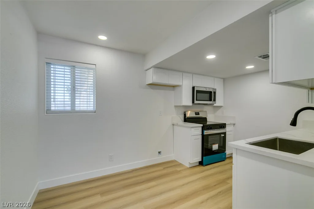3811 Daisy, Las Vegas, NV 89119