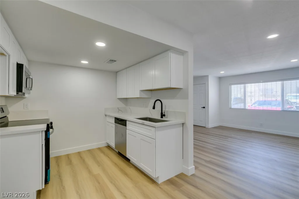 3811 Daisy, Las Vegas, NV 89119