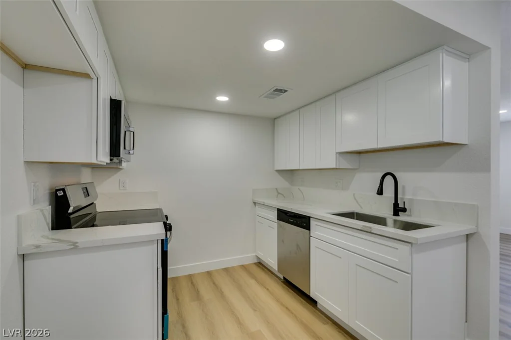 3811 Daisy, Las Vegas, NV 89119