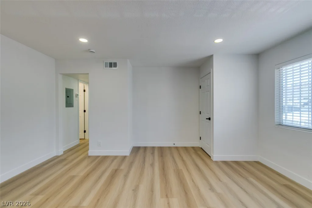 3811 Daisy, Las Vegas, NV 89119