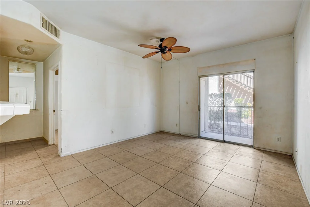 2110 Los Feliz, Las Vegas, NV 89156