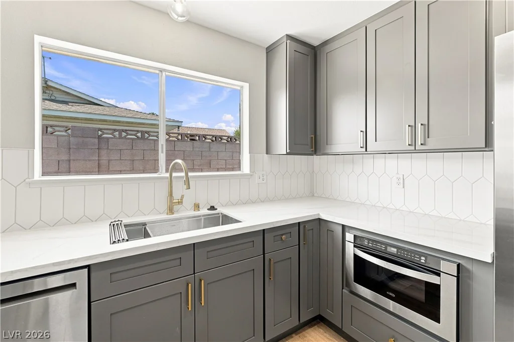 4361 El Antonio, Las Vegas, NV 89121