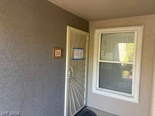 5055 Hacienda, Las Vegas, NV 89118