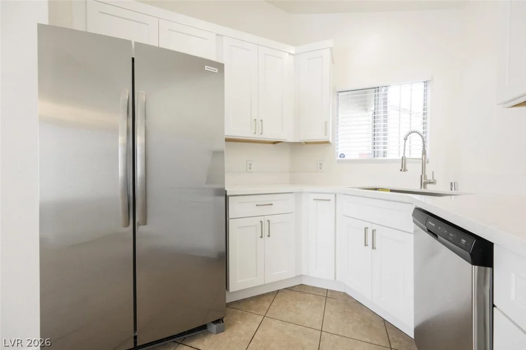 5102 Del Shannon, North Las Vegas, NV 89031