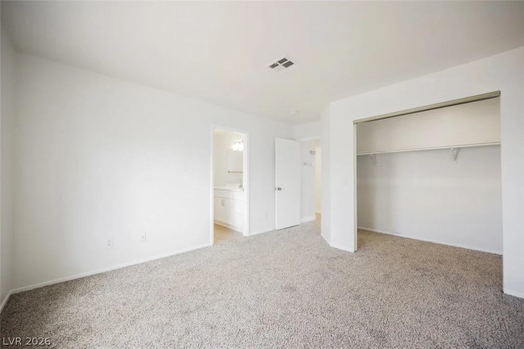 5102 Del Shannon, North Las Vegas, NV 89031