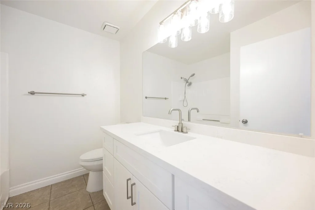 5102 Del Shannon, North Las Vegas, NV 89031