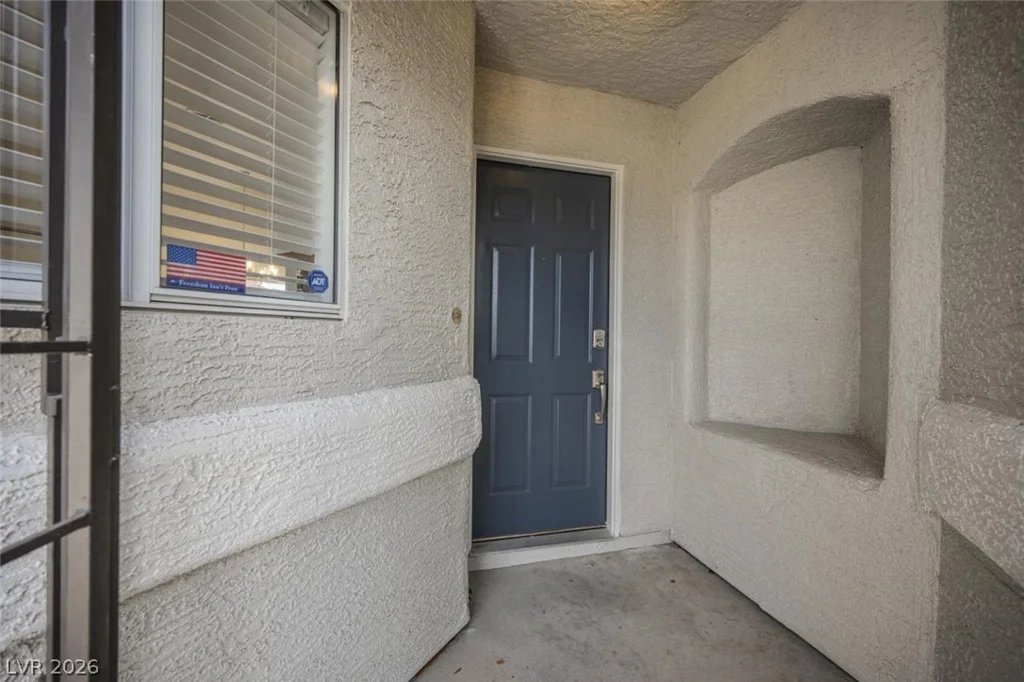 5102 Del Shannon, North Las Vegas, NV 89031