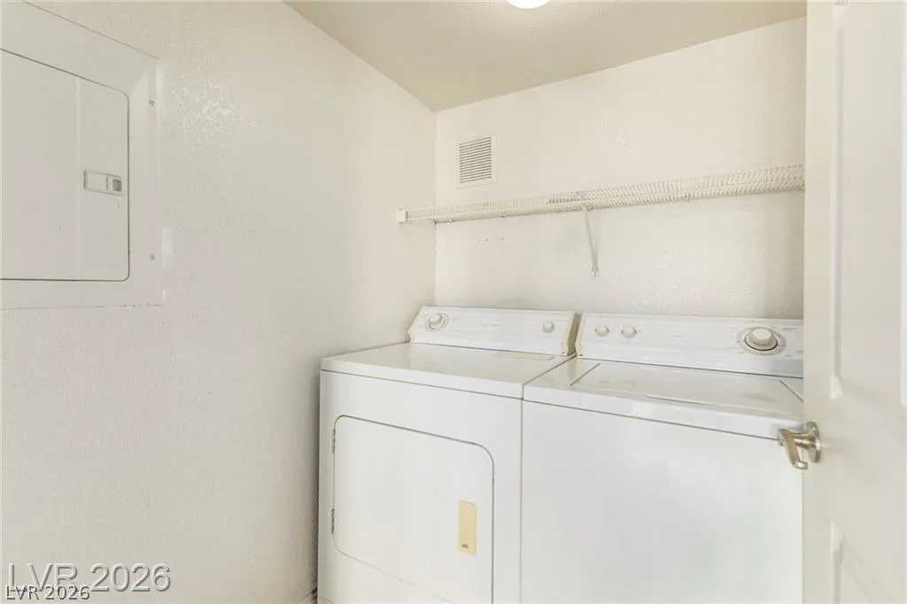 4400 Jones, Las Vegas, NV 89103