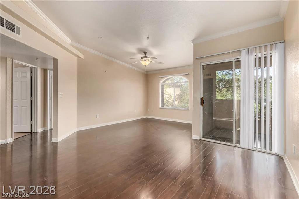 4400 Jones, Las Vegas, NV 89103
