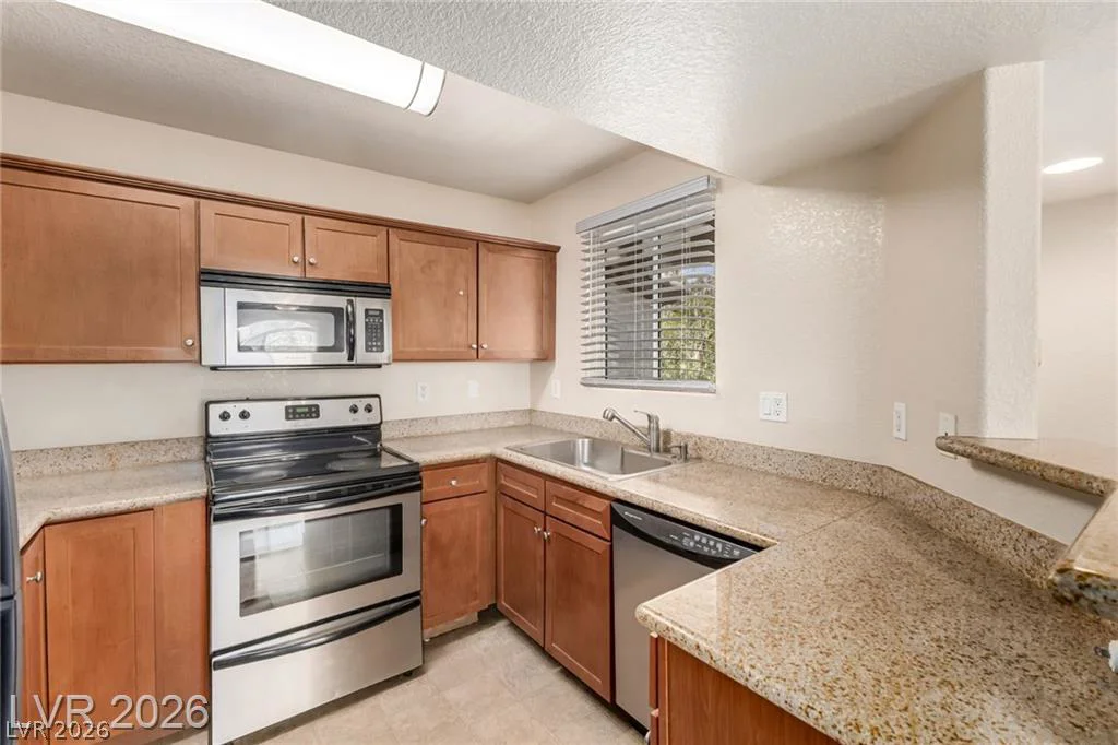 4400 Jones, Las Vegas, NV 89103