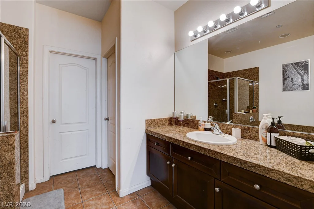 4129 Fabulous Finches, North Las Vegas, NV 89084