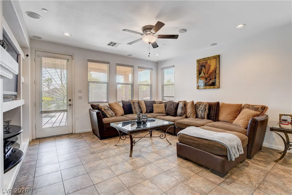 4129 Fabulous Finches, North Las Vegas, NV 89084