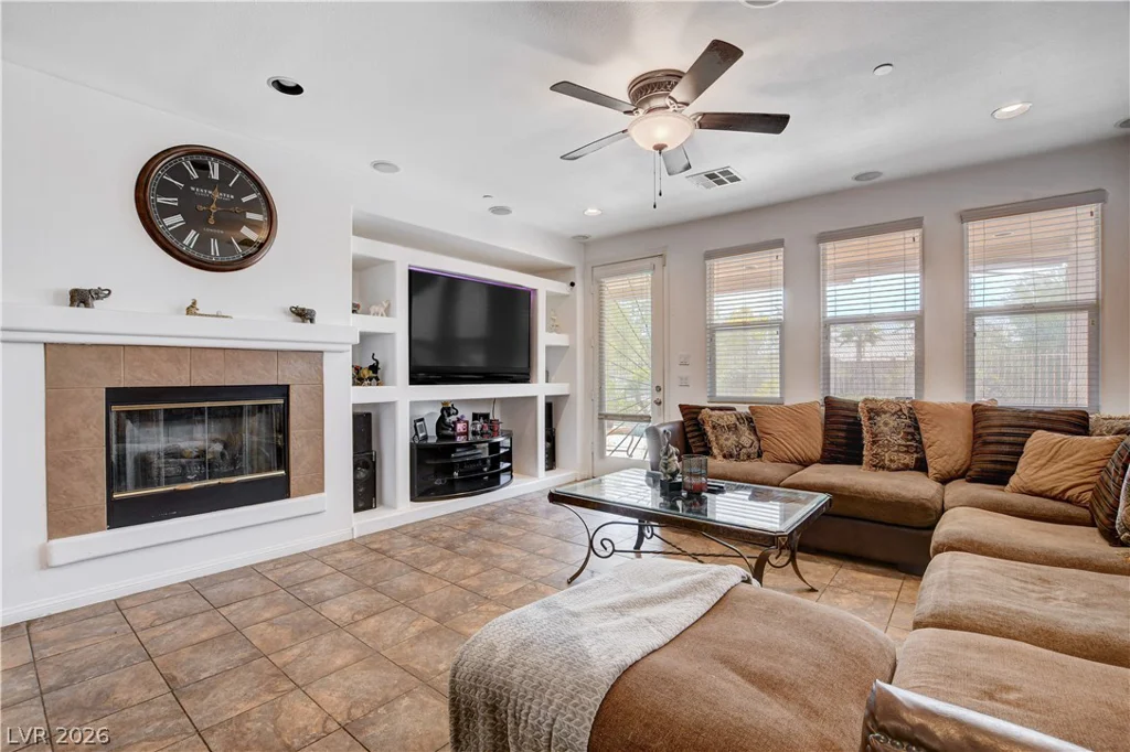 4129 Fabulous Finches, North Las Vegas, NV 89084