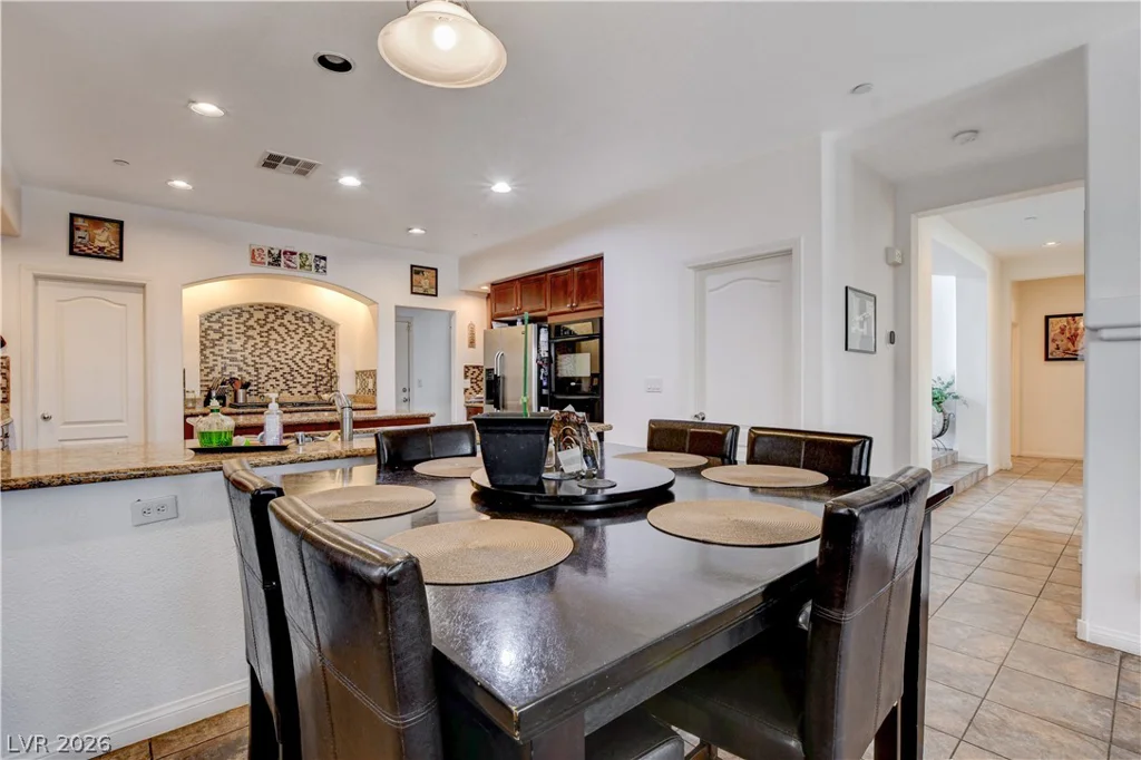 4129 Fabulous Finches, North Las Vegas, NV 89084