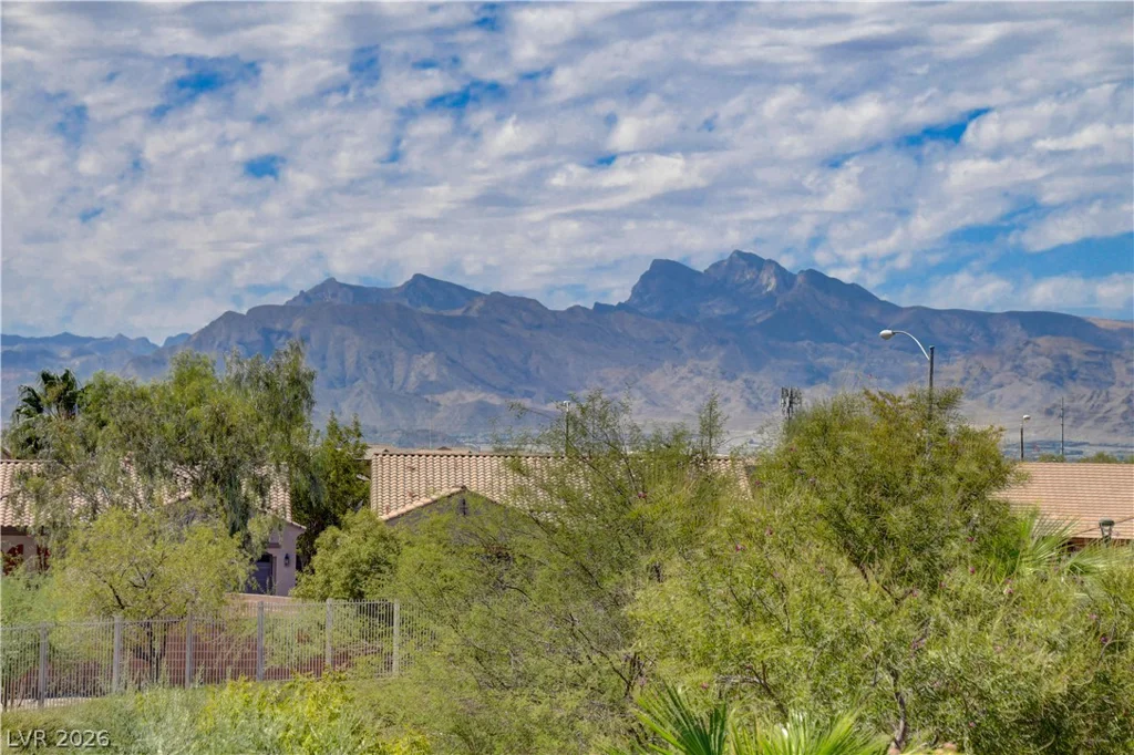 4129 Fabulous Finches, North Las Vegas, NV 89084