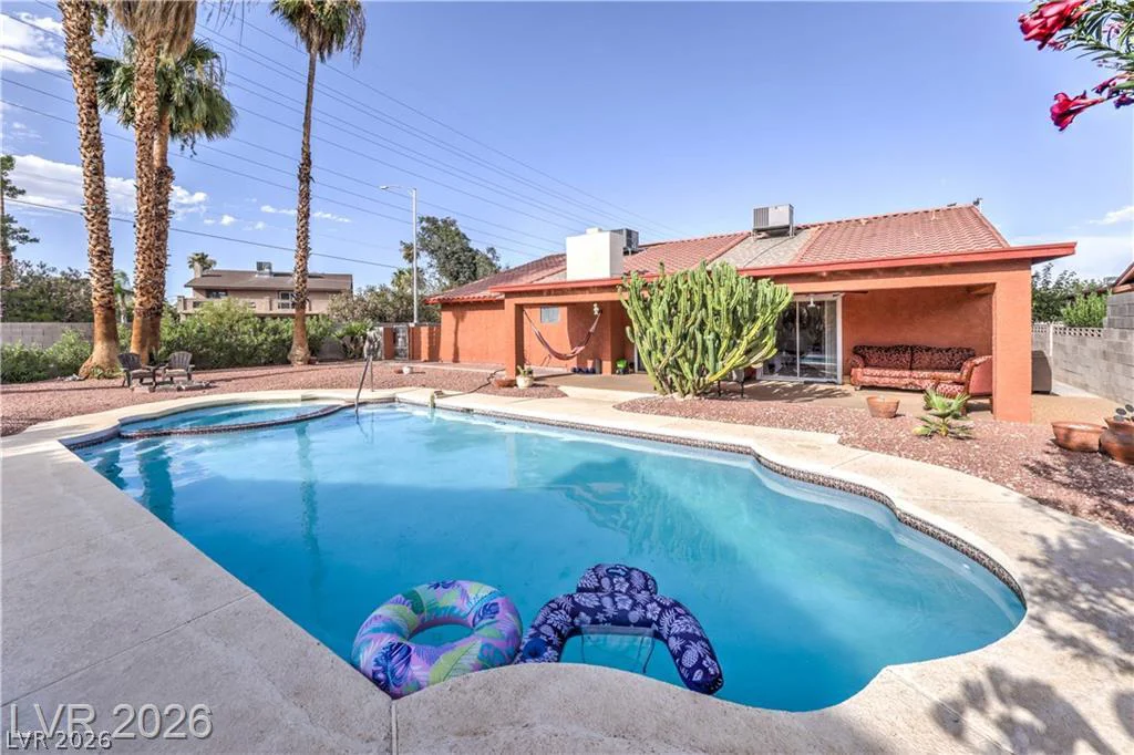 4411 Paseo El Rio, Las Vegas, NV 89121