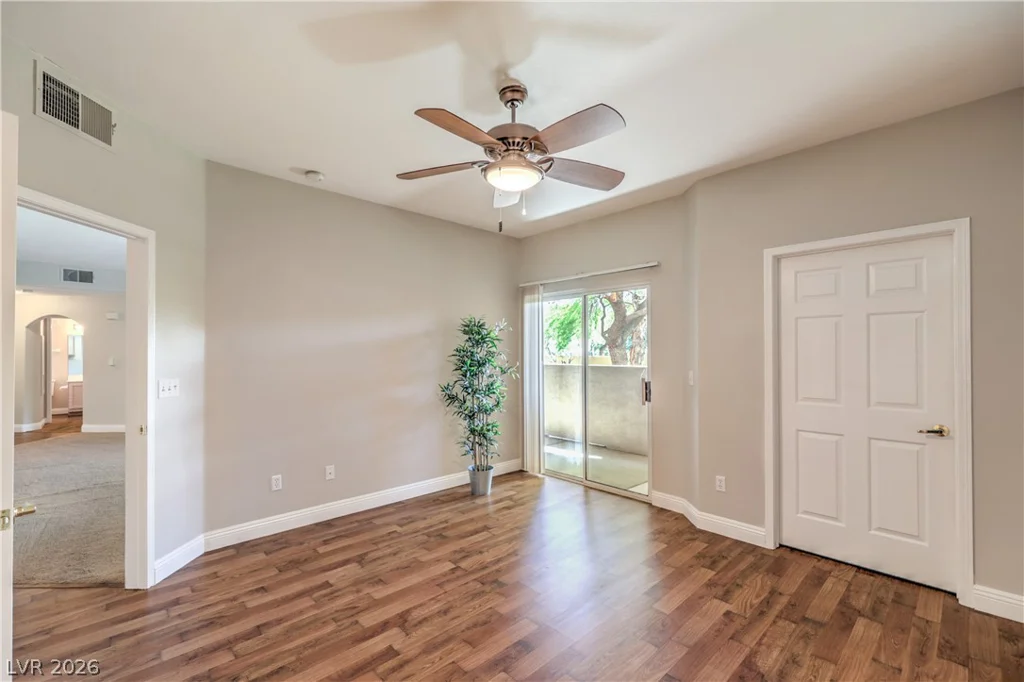 8737 Red Brook, Las Vegas, NV 89128