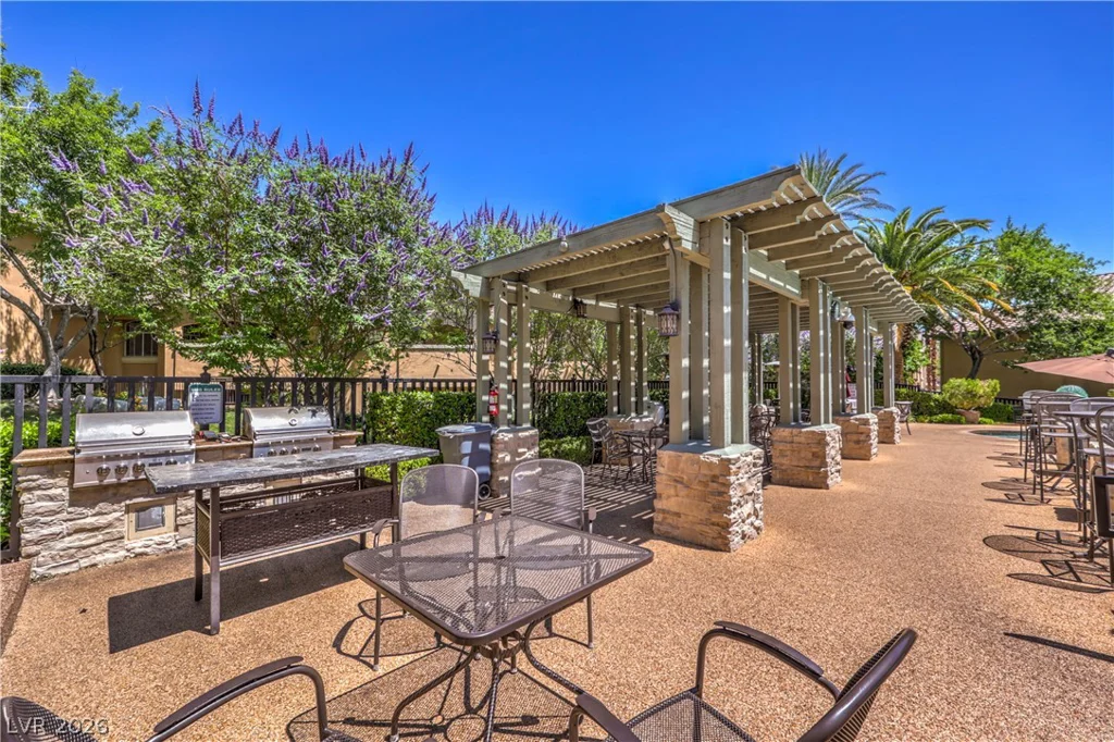 8737 Red Brook, Las Vegas, NV 89128