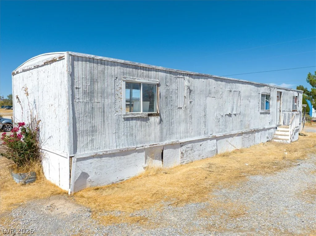 2220 Leslie, Pahrump, NV 89060