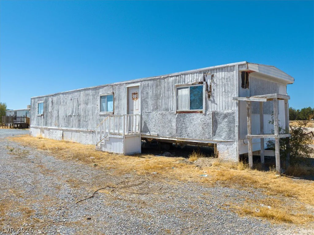 2220 Leslie, Pahrump, NV 89060