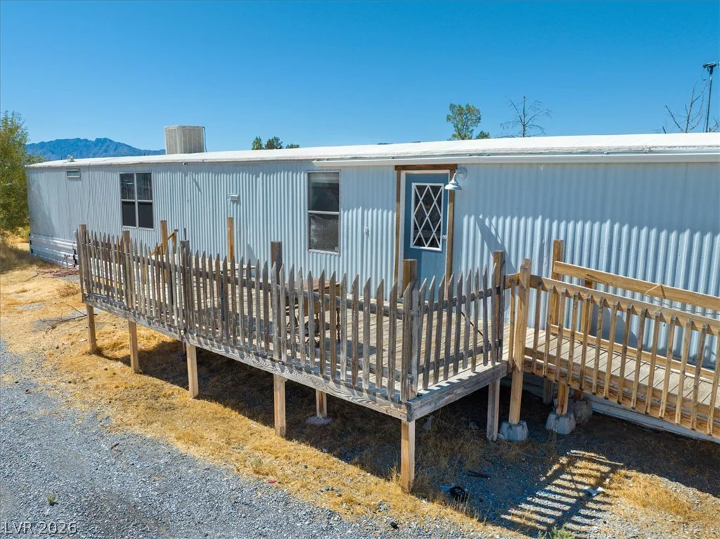 2220 Leslie, Pahrump, NV 89060