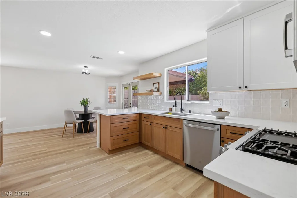 17 Golf View, Henderson, NV 89074