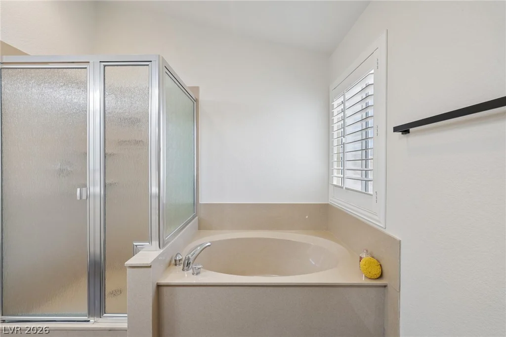 17 Golf View, Henderson, NV 89074