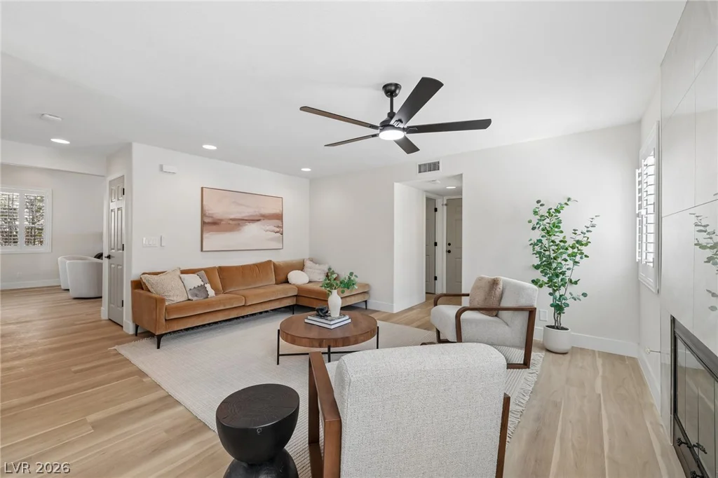 17 Golf View, Henderson, NV 89074