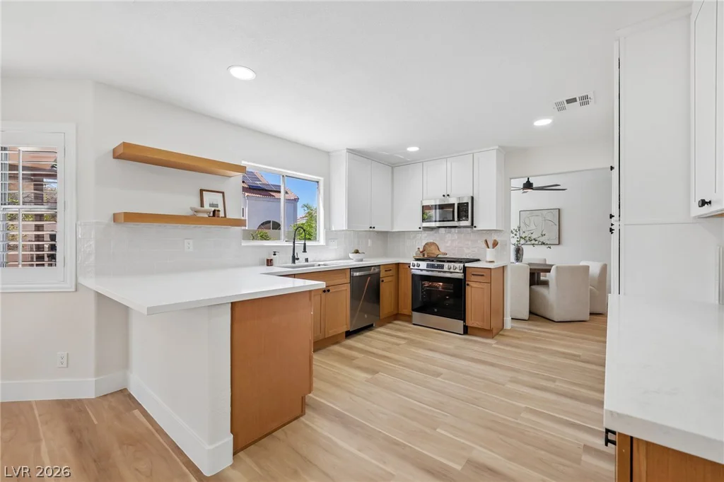 17 Golf View, Henderson, NV 89074