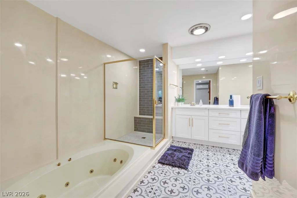 2013 Sunland, Las Vegas, NV 89106