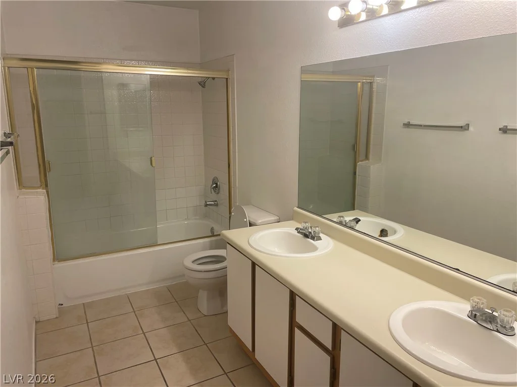 5101 Pioneer, Las Vegas, NV 89146
