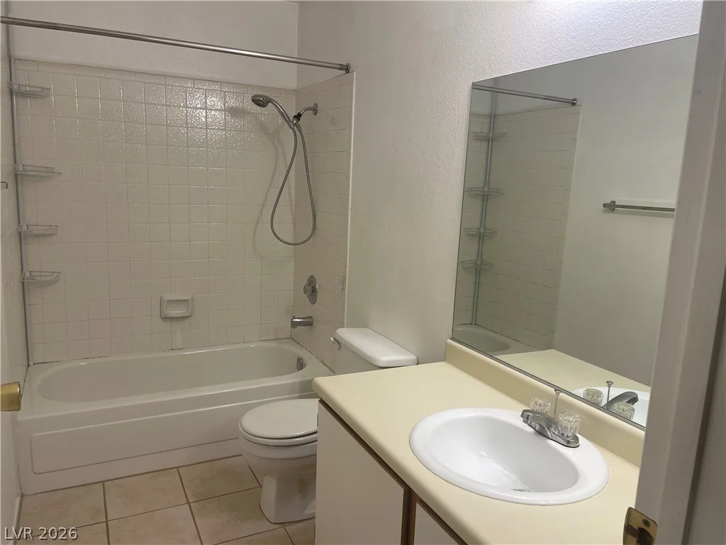 5101 Pioneer, Las Vegas, NV 89146