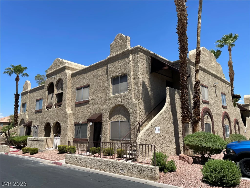 5101 Pioneer, Las Vegas, NV 89146