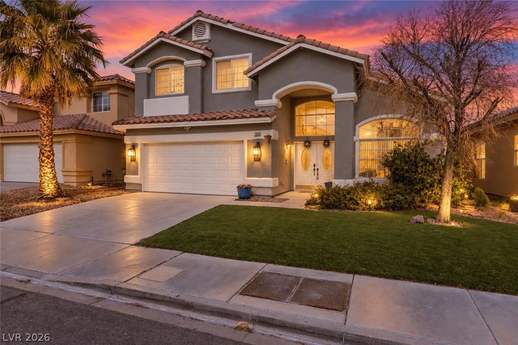 7904 Constantinople, Las Vegas, NV 89129