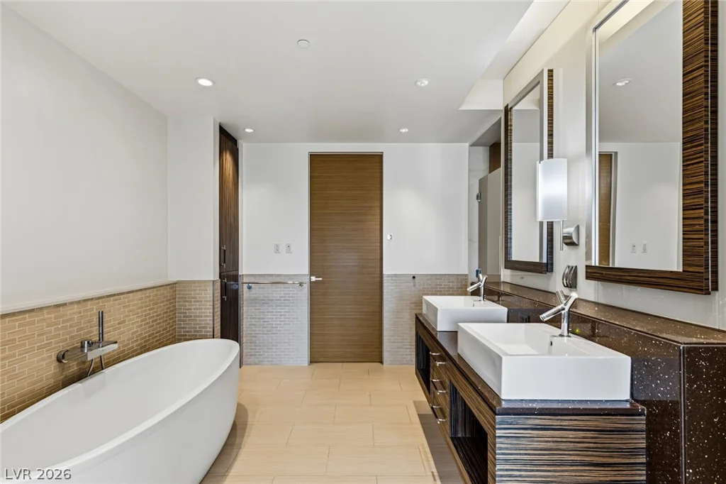 3750 Las Vegas, Las Vegas, NV 89158