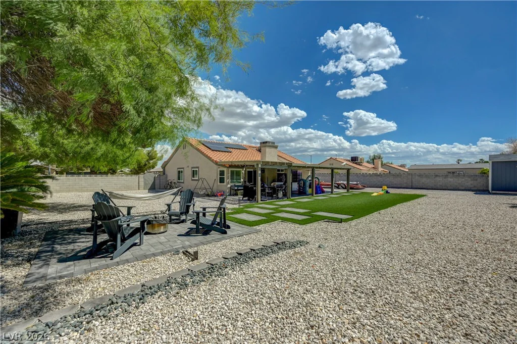 5101 Maverick, Las Vegas, NV 89130