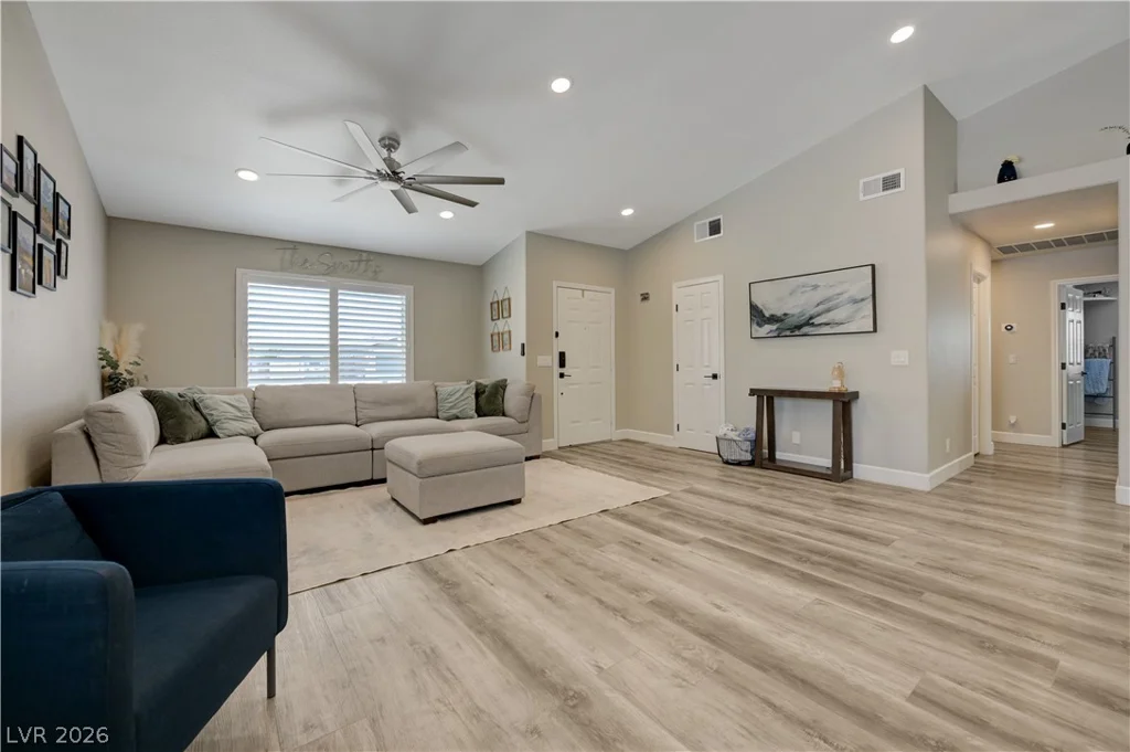 5101 Maverick, Las Vegas, NV 89130