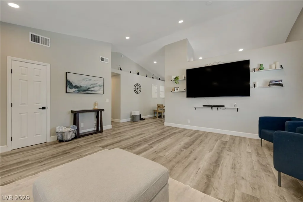 5101 Maverick, Las Vegas, NV 89130