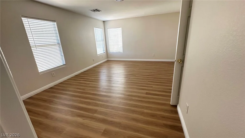 102 Gilliflower, Las Vegas, NV 89183