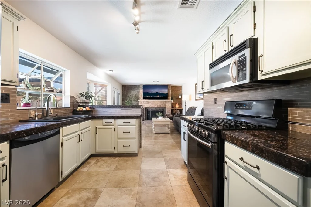 1715 Sidewinder, Henderson, NV 89014