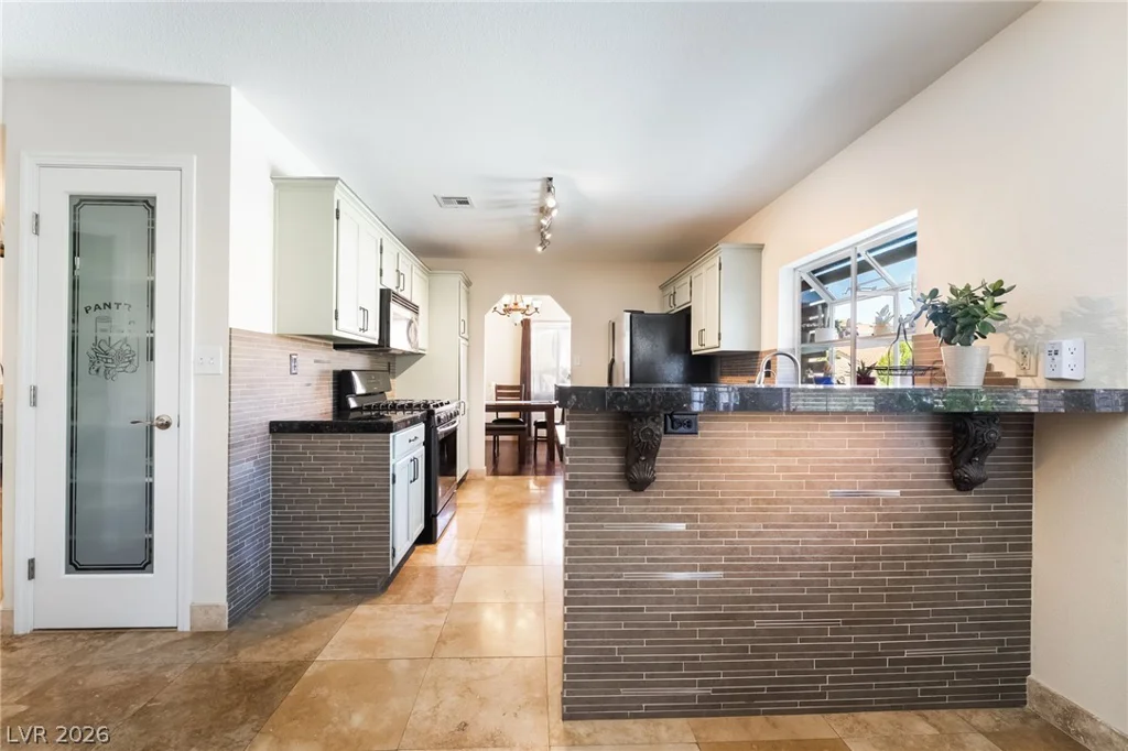 1715 Sidewinder, Henderson, NV 89014